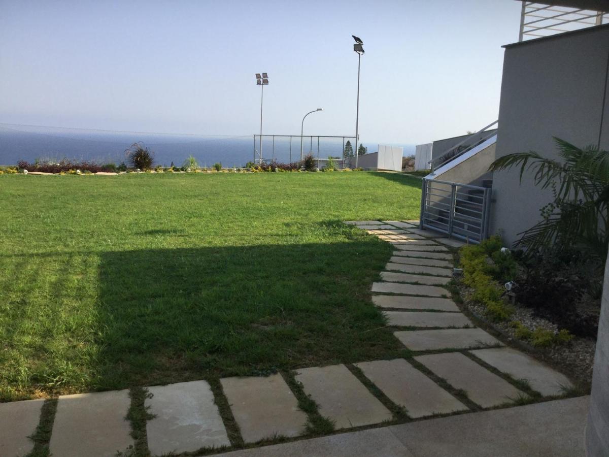 Yellow Studio Brand New Limassol Zewnętrze zdjęcie